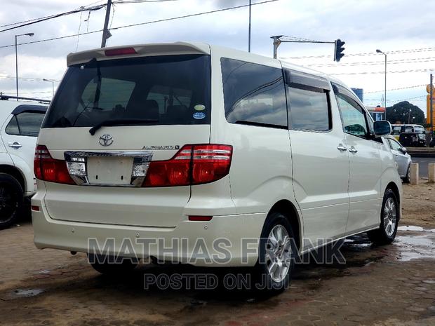 Toyota Alphard 2004 Pearl