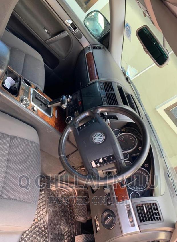 Volkswagen Touareg 2005 Black