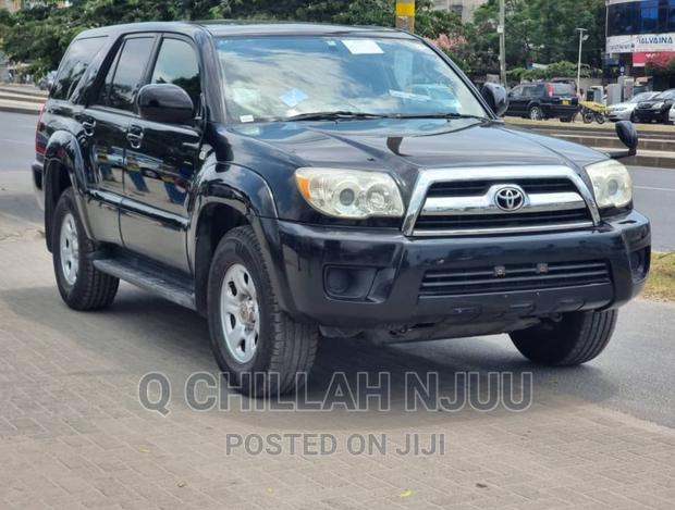 Toyota Hilux Surf 2005 Black