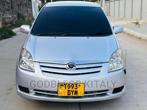 Toyota Corolla Spacio 2004 Silver