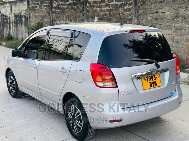 Toyota Corolla Spacio 2004 Silver