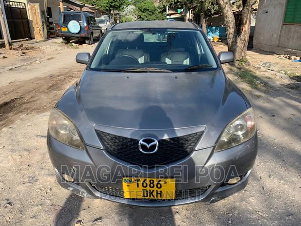 Mazda Verisa 2003 Gray