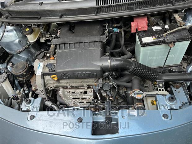 Toyota Belta 2010 Beige