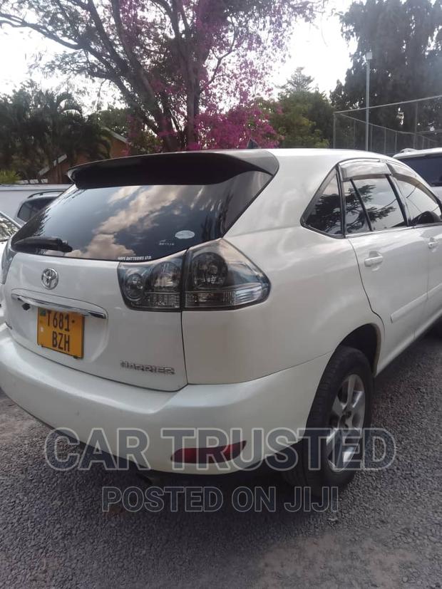 Toyota Harrier 2.4 4WD 2005 White
