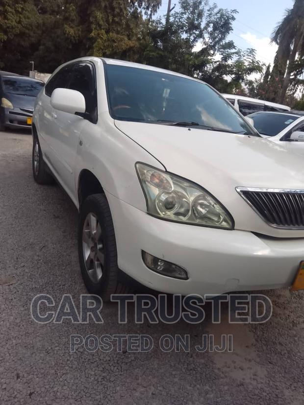 Toyota Harrier 2.4 4WD 2005 White