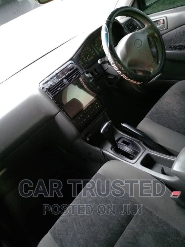 Toyota Carina 1.6 FWD Sedan 2001 White