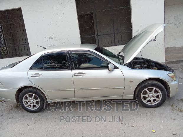 Toyota Altezza 2002 Silver