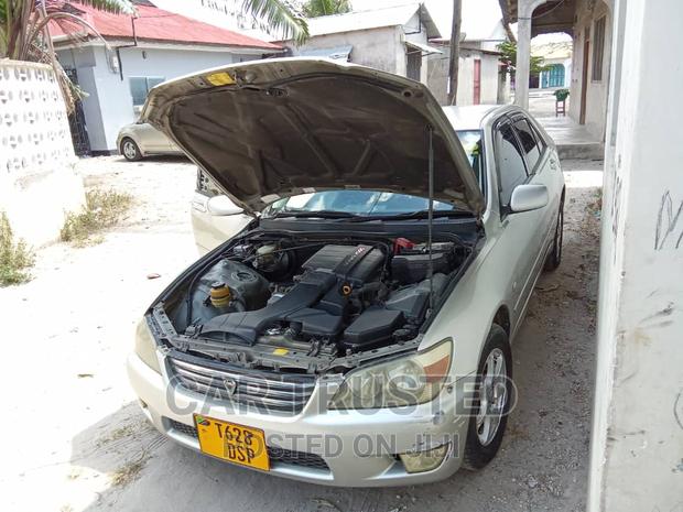 Toyota Altezza 2002 Silver