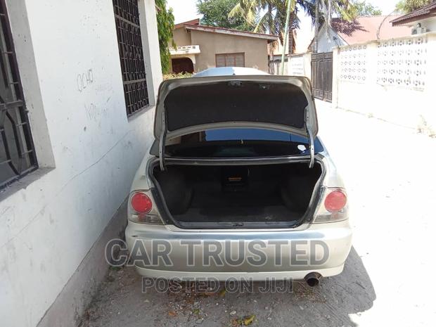Toyota Altezza 2002 Silver