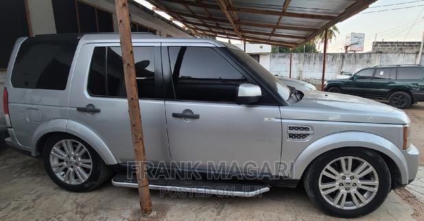 Land Rover Discovery 2014 Silver