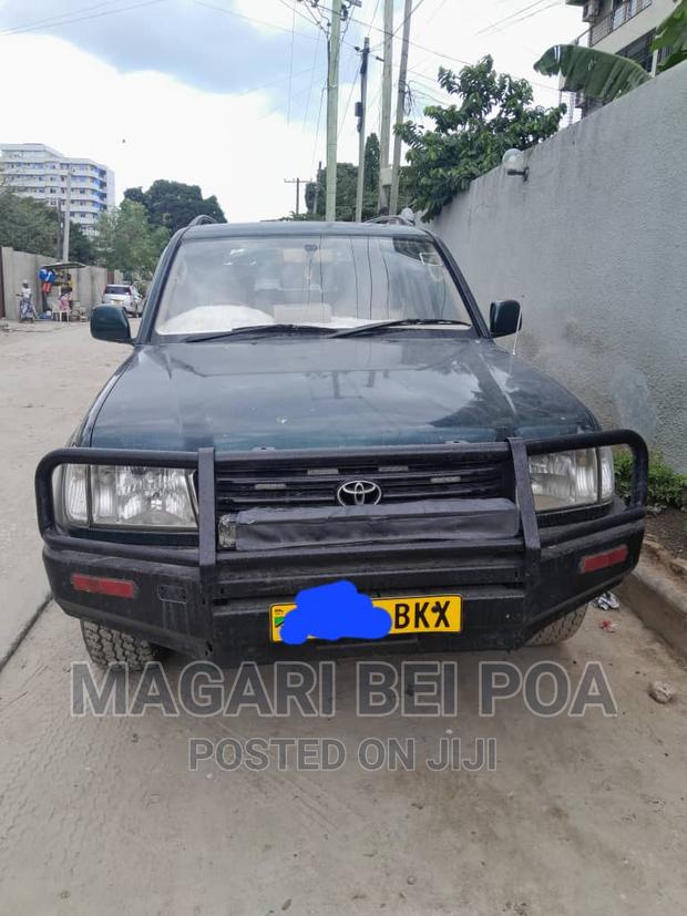 Toyota Land Cruiser 2005 Green