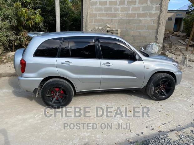 Toyota RAV4 2005 Silver