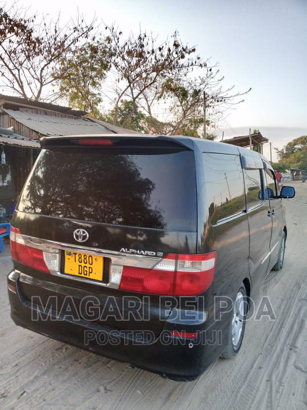 Toyota Alphard 2006 Black