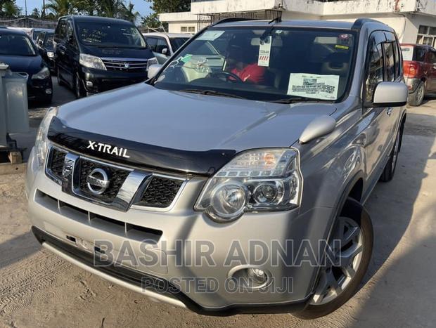 Nissan X-Trail 2012 Silver
