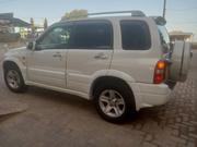 Suzuki Escudo 2005 White for sale