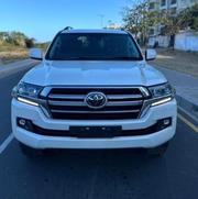 Toyota Land Cruiser 4.5 V8 VXR 2020 White for sale