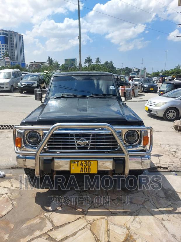 Nissan Patrol 1997 Black