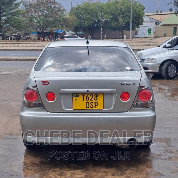 Toyota Altezza 2002 Silver