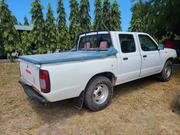 Nissan Hardbody 2000 White for sale