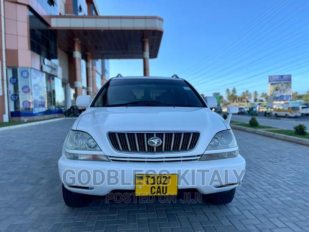 Toyota Harrier 2002 Pearl