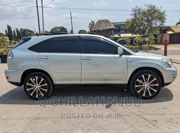 Toyota Harrier 2005 Silver