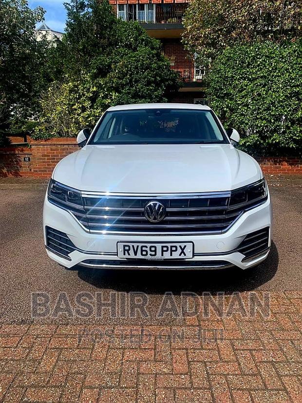 Volkswagen Touareg 2019 White