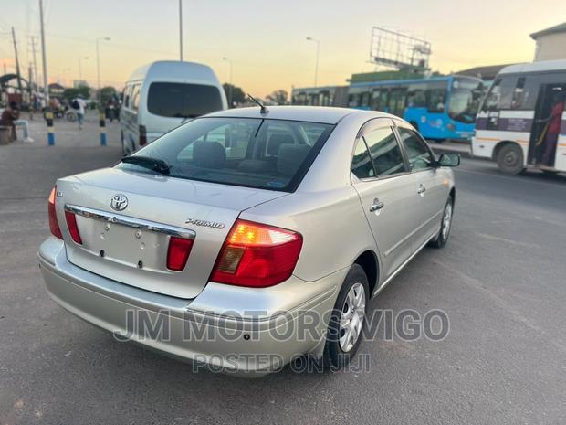 Toyota Premio 2002 Silver