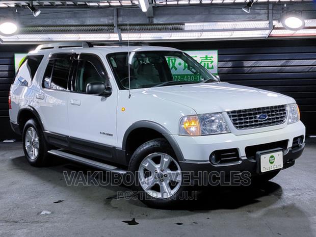 Ford Explorer 2005 Pearl