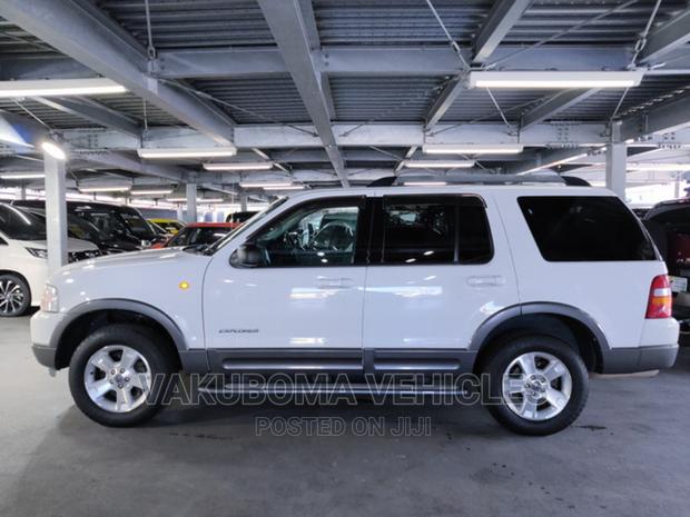 Ford Explorer 2005 Pearl