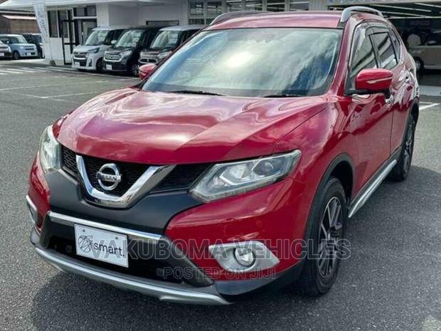 Nissan X-Trail 2014 Red