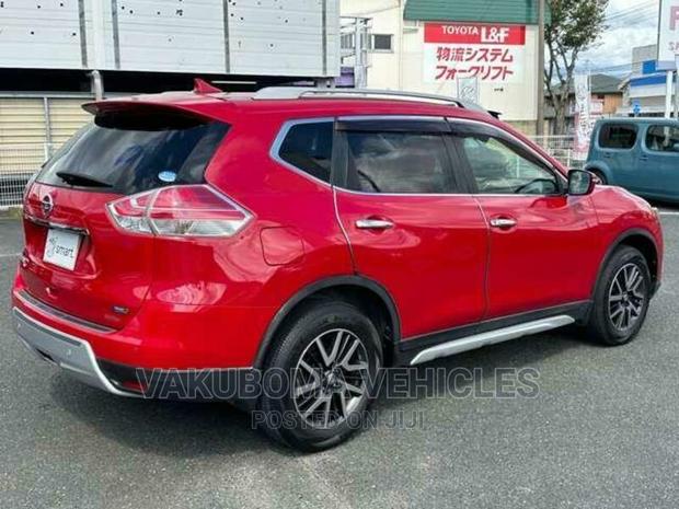 Nissan X-Trail 2014 Red