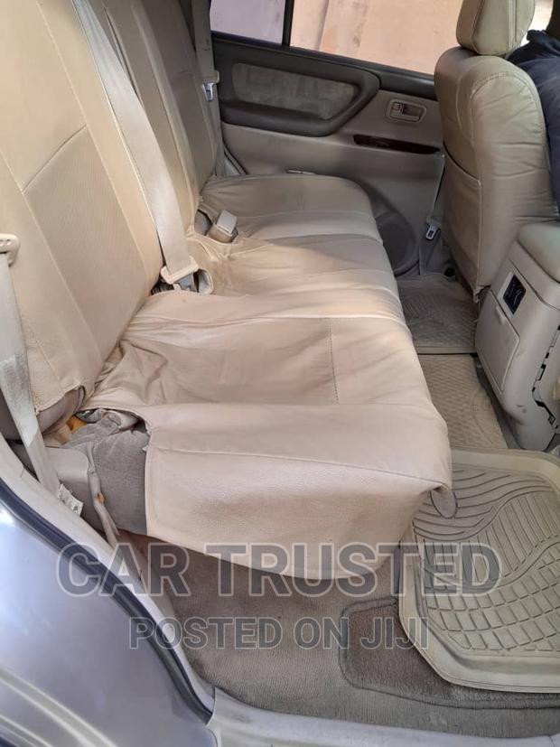 Toyota Land Cruiser HDJ 100 1998 Silver