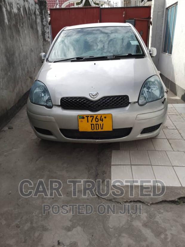 Toyota Vitz 1.3 FWD 5dr 2002 Silver