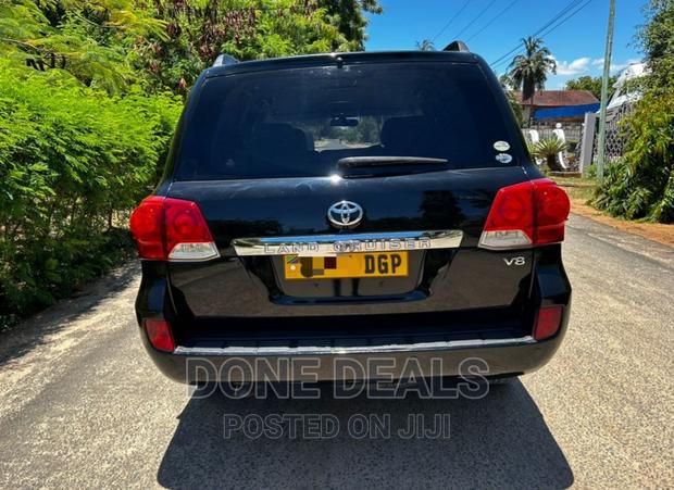 Toyota Land Cruiser 2008 Black