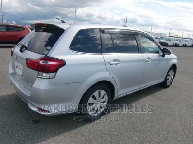 Toyota Corolla Fielder 2016 Silver