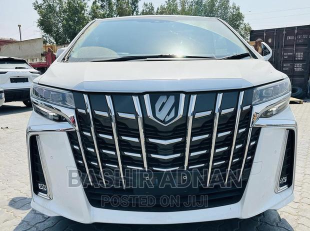 Toyota Alphard 2021 Pearl