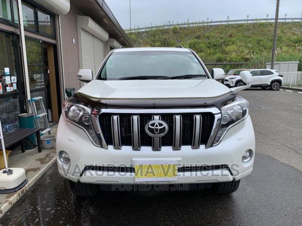 Toyota Land Cruiser Prado 2016 Pearl