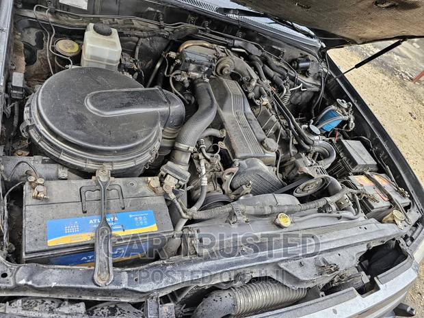 Toyota Land Cruiser HDJ 100 2001 Gray