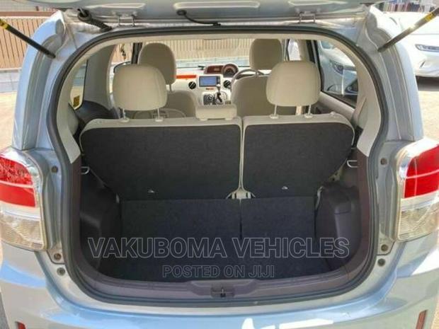 Toyota Spade 2012 Blue