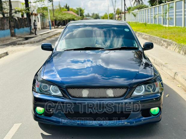 Toyota Altezza 2004 Blue