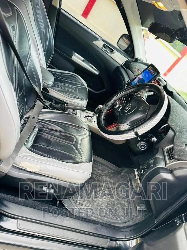 Subaru Forester 2010 Black