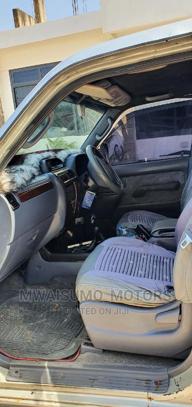 Toyota Land Cruiser Prado 1999 Silver