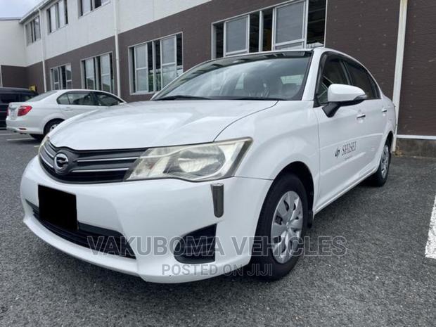 Toyota Axio 2013 Pearl