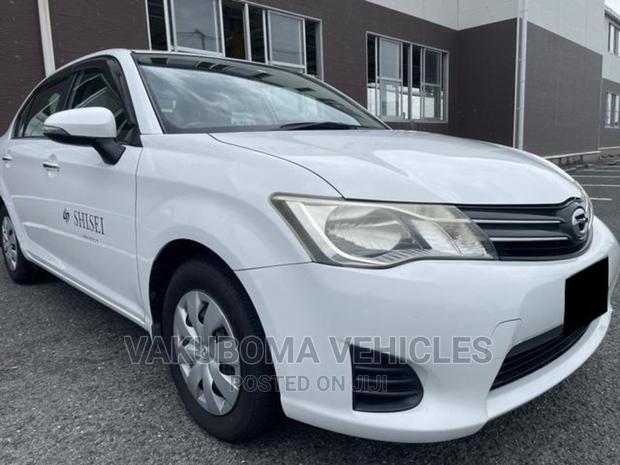 Toyota Axio 2013 Pearl