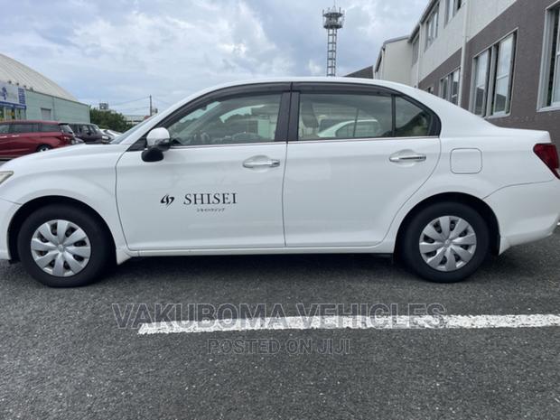 Toyota Axio 2013 Pearl
