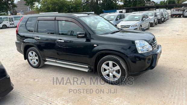 Nissan X-Trail 2010 Black