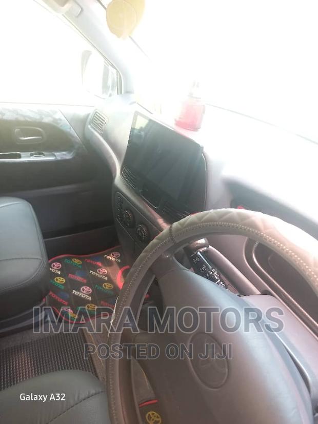 Toyota Noah 2003 Blue