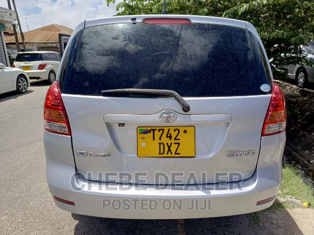 Toyota Corolla Spacio 2005 Silver