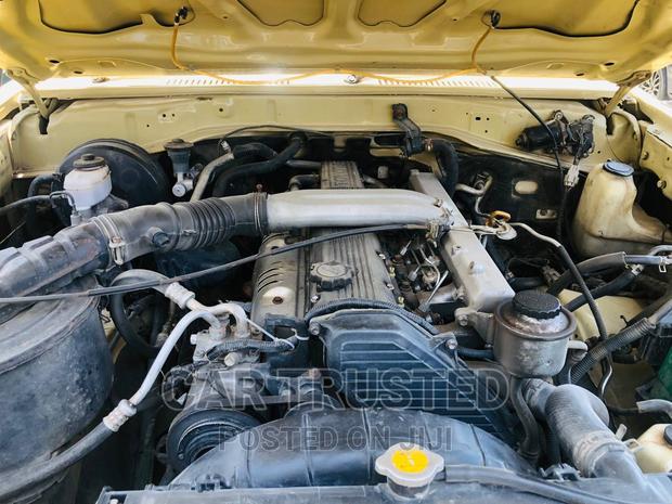 Toyota Land Cruiser 2010