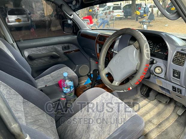 Toyota Land Cruiser Prado 2.7 16V 3dr 1999 Silver